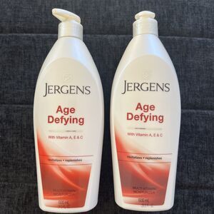 2X Jergens Age Defying Moisturizer Lotion 600ml Pump Multi Vitamin Discontinued!